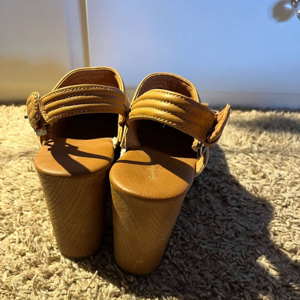 Universal Thread Tan Platform Clogs With Ankle St… - image 3